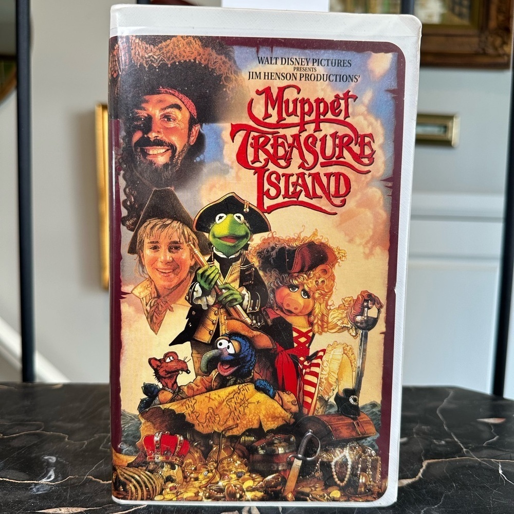 Muppet Treasure Island VHS Tape 1996 - Walt Disney Pictures Jim Henson